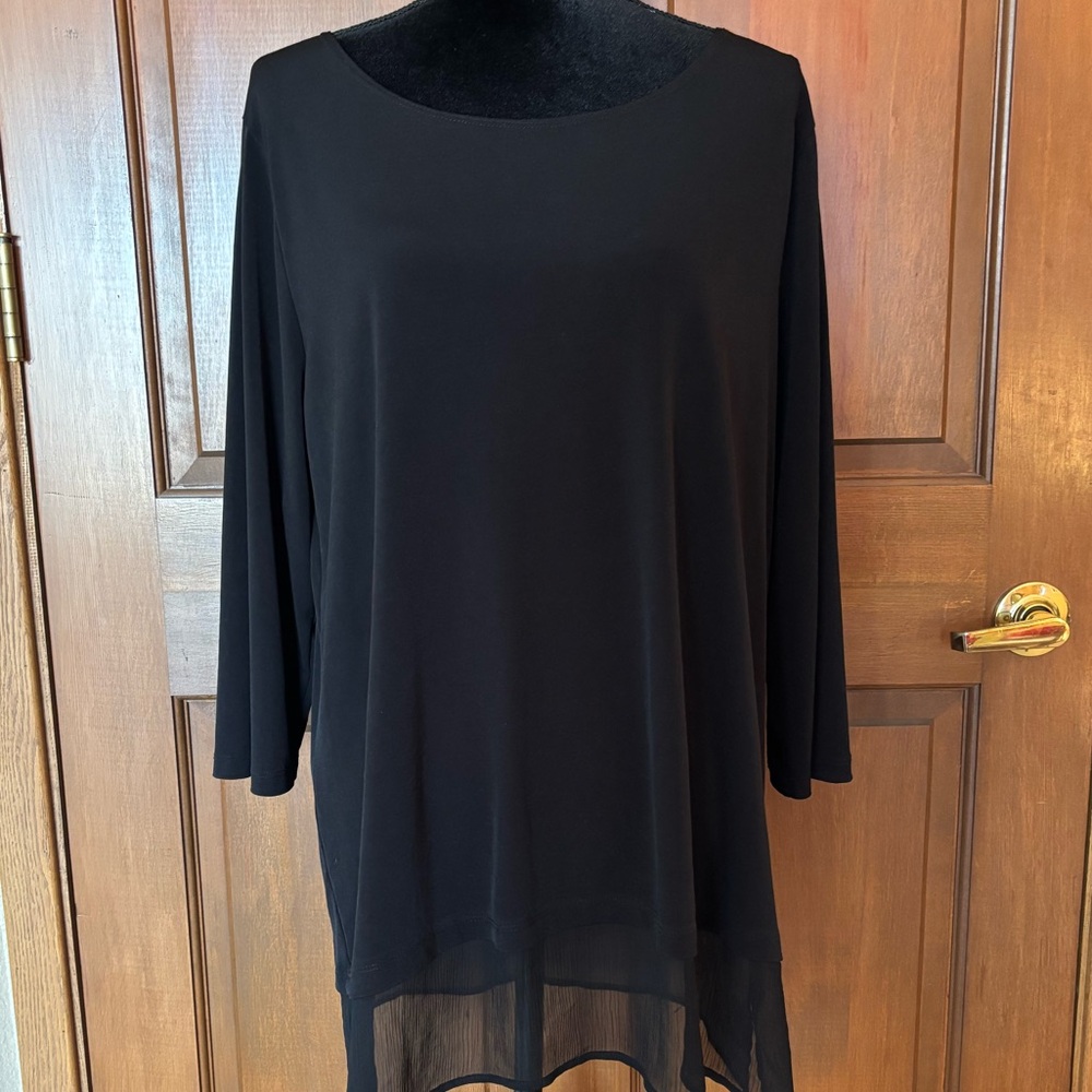 Black Classy Top fits like L Black